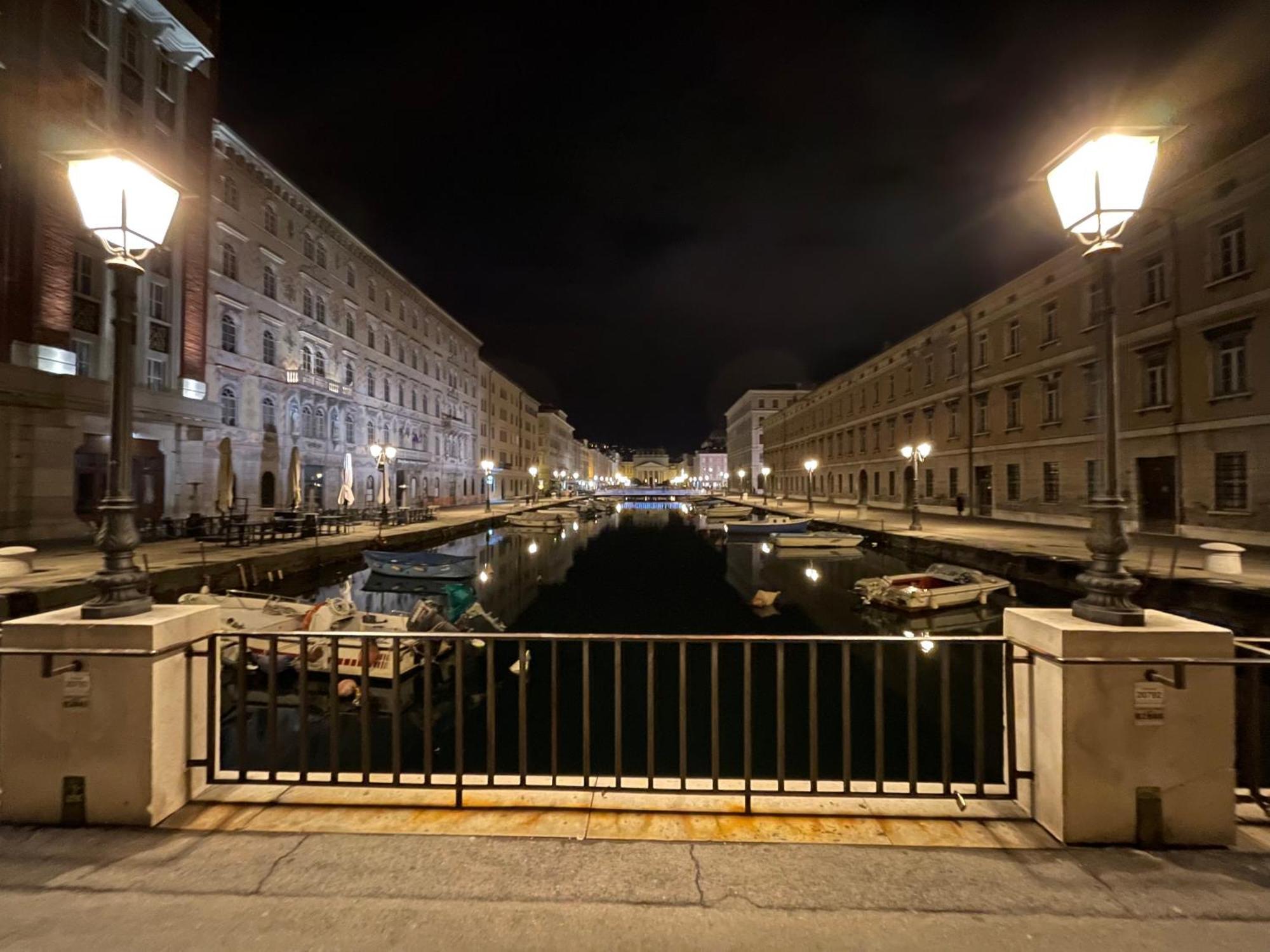 Le Vie Del Vento - Garibaldi Daire Trieste Dış mekan fotoğraf